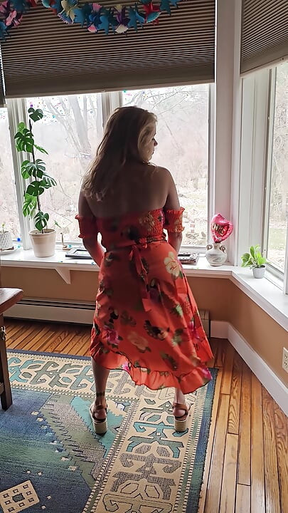 Watch what MOMMY likes to do when She is at Home Alone
