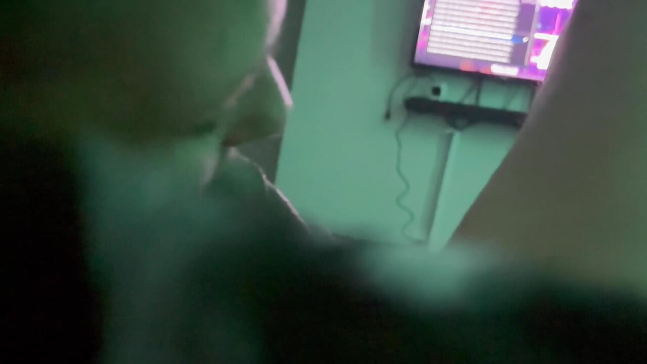 घर में रंडी के साथ एक्स-मास से पहले की रात