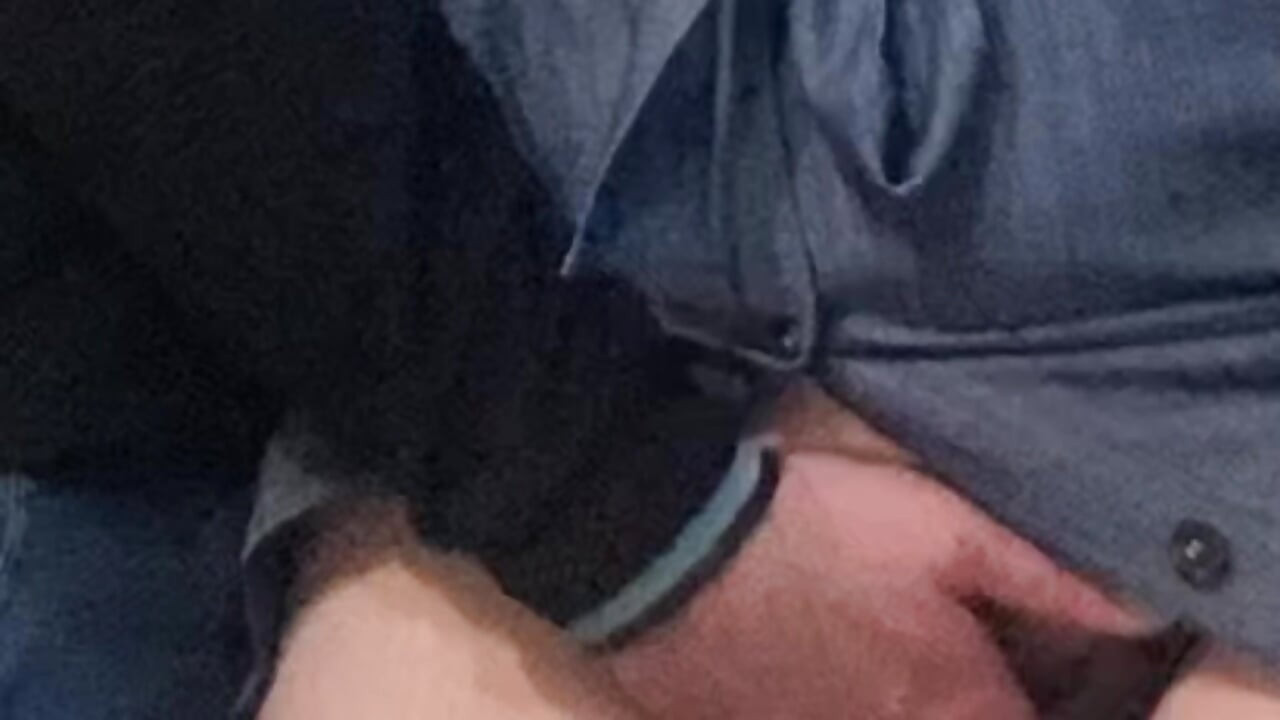 WOW!!! Stranger's Fingers Playing With Hairy Pussy