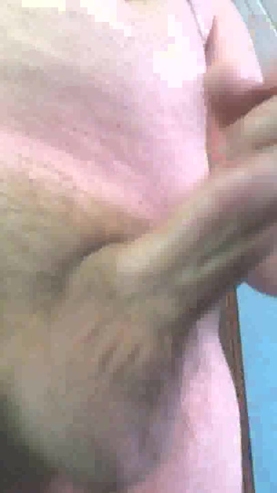 台無しの精液噴出、太くて血管が浮き出る大きなペニス、両手で解放オーガズム 1080p HD トミー・シックス |クリップ1