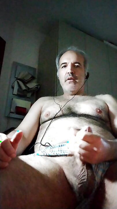 Veliki izljev sperme za tebe, moj prijatelju
