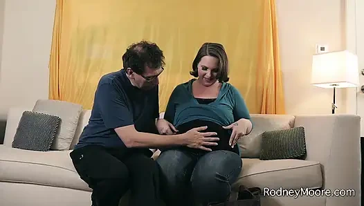 Süße schwangere braucht ficken und eine gesichtsbesamung