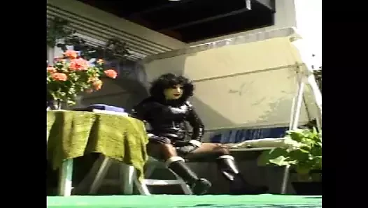 Roxina özel travesti dışarı x