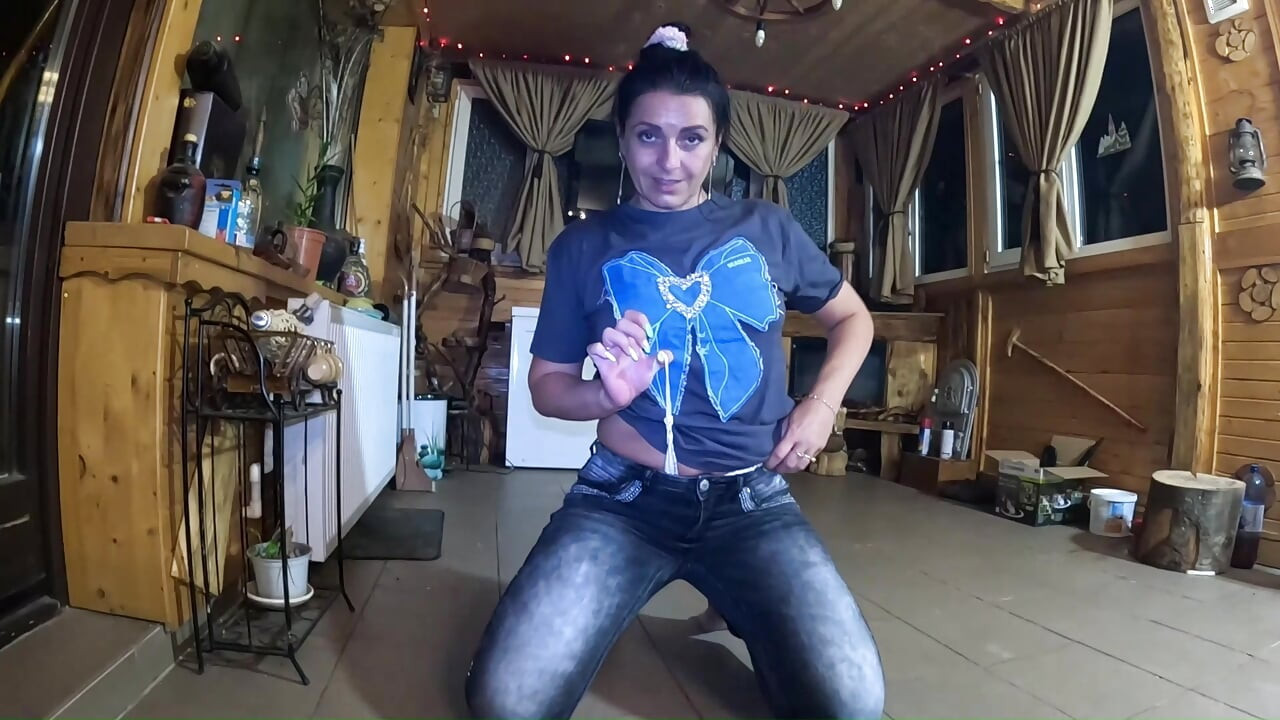 Wszystko o gardle - MILF Głębokie gardło, Cycki Out i Kontrola Spermy