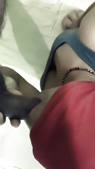 Bhabhi ki chut Kitana mast hai