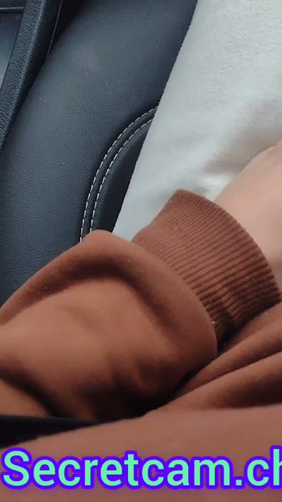 Touching Uber driver's dick to see his reaction | Clip 1