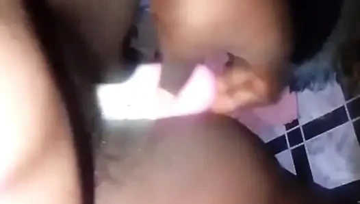 Afrikalı amatör amcık oyunu