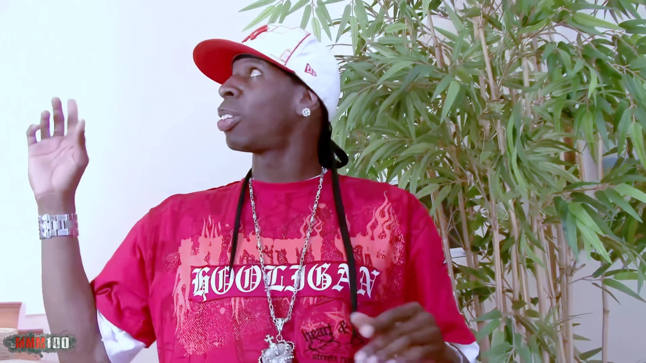 Sexy Ebony Nyomi with Super Big Ass Gets Fucked with Creampie in Her Pussy