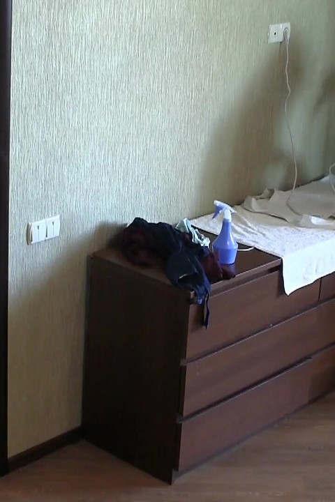 My 18yo Girlfriend Is Sexy While Ironing Too