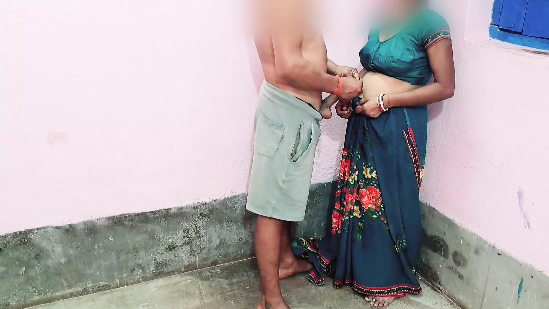 AMADURE WHOMEN INDIA