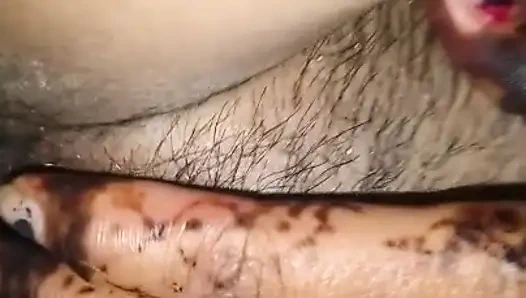 Pacar perawan desi pertama kali nyepong dan ngentot