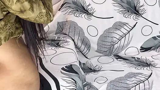 I did it with a rich Desi woman and satisfied her pussy.