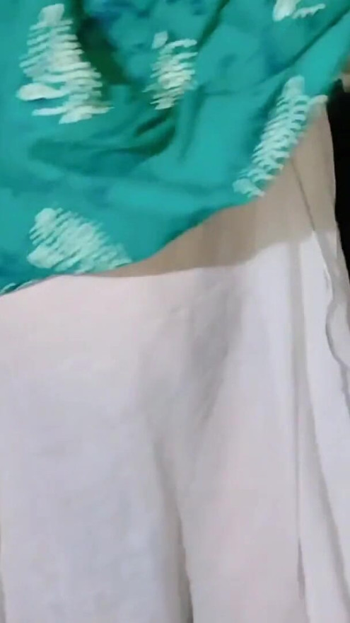 Indian Bhabhi Ko Nahane ke Bad Chudai Kiya Randi | Clip 1