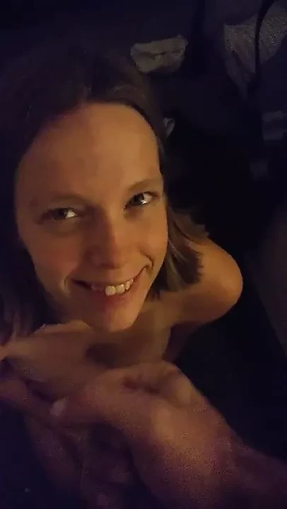 Wife gives head and facial