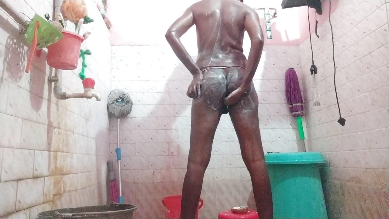 Tamil10inchesbbc seksi vruća kupka