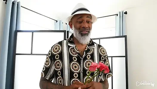 Queen of the Lounge Episode 1