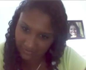 YASMIN SAFADINHA WHATS...