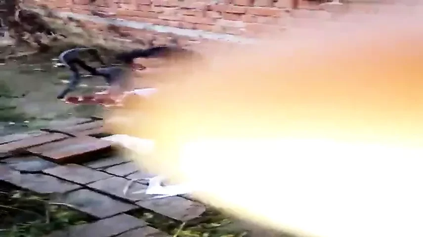 德西 阿姨 洗澡