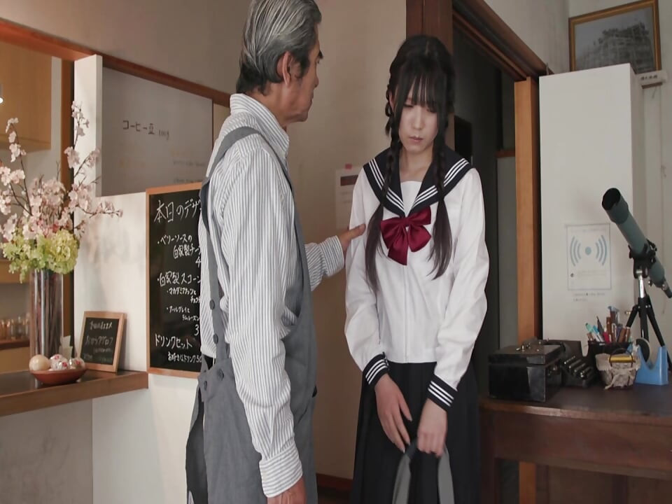 A146G01 A young girl with braided black hair seduces the café owner!? A perverted game secretly falling into masochistic pleasure.