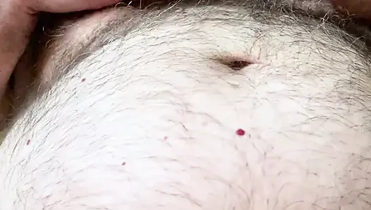 Koç Karl senin için karnını ovuyor 6963