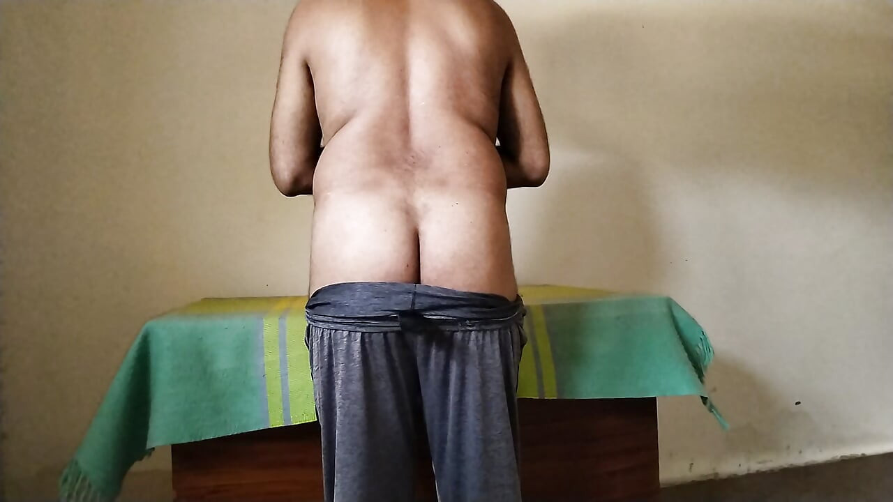Bunda grande e sedosa querendo um pauzão
