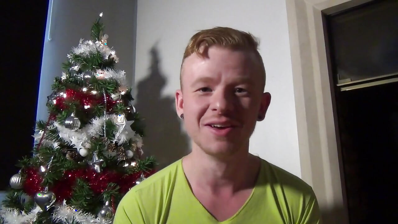 Metamorphosed as a goblin by Guillaume Wayne's big cock Santa's agent