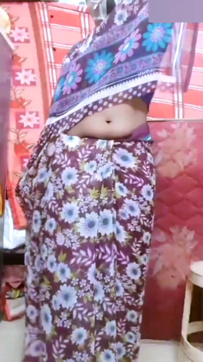 Desi Indian Tamil Wife Renu Nude Live Call Sugar Stepdaddy Boobs Slap Pussy Finger Ass Fuck Hot Voice!