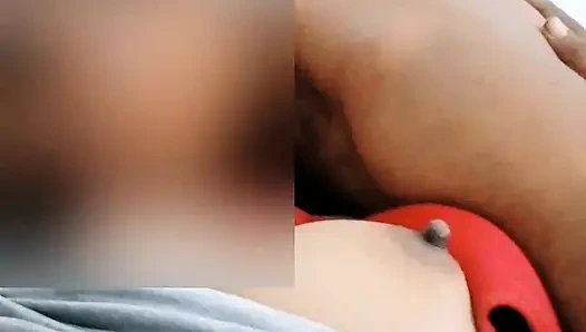 Хорошо провью время с большими грудями моей невестки.