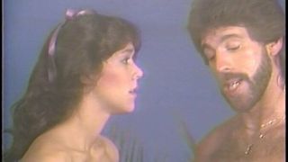 Tracy en el cielo (1985) - escena 2. gina valentino