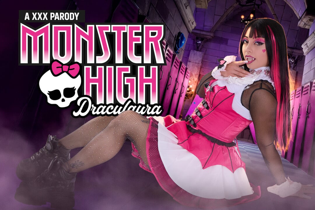 VRCosplayX Wild And Intense Vampire Sex WIth Roma Amor As Monster High's Draculaura