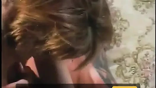Сексуальная телочка сосет член в свадебном платье анально трахается и получает сливки в лицо