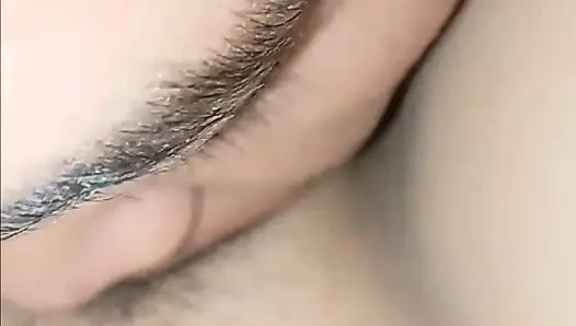 Amateur-mädchen kommt zu mir nach hause und sie wird von mir zufrieden