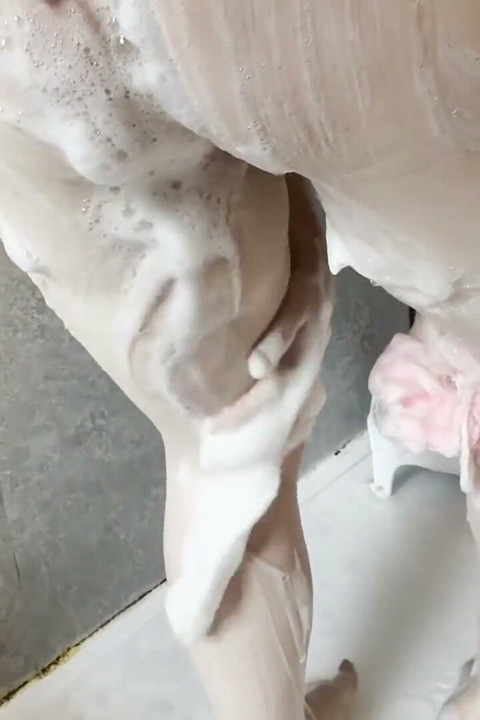 I Perved on My Stepmom in the Shower Steamy
