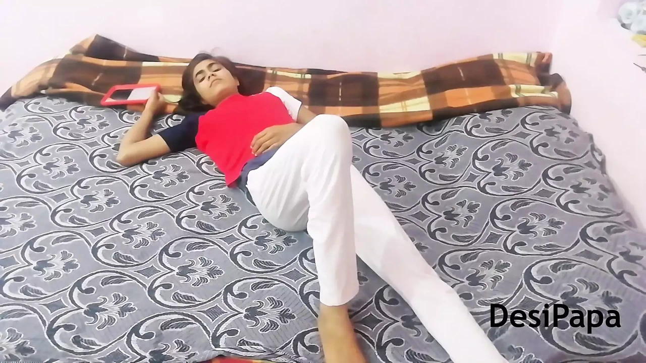 Indian Student Has Sex with Her Boyfriend