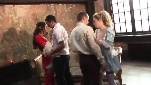 GhostBusters fucking in haunted house