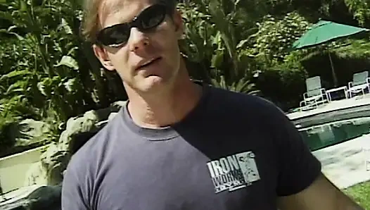 Interracial Sorority Bash: Heiße Pool-Action