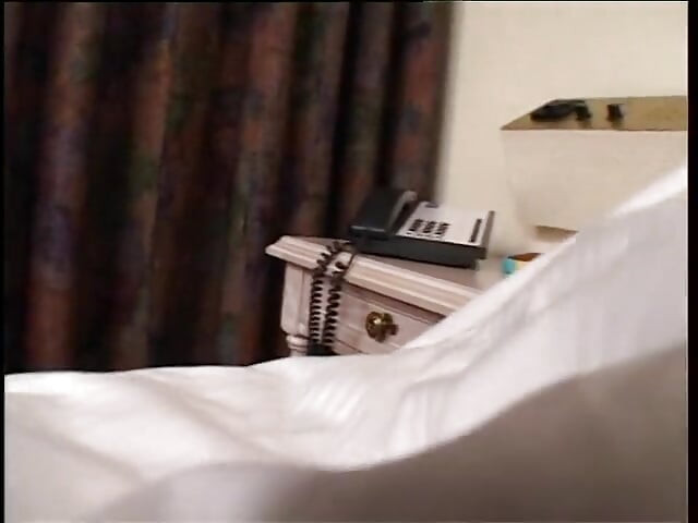 Spex brunette with round butt gets slammed in pov