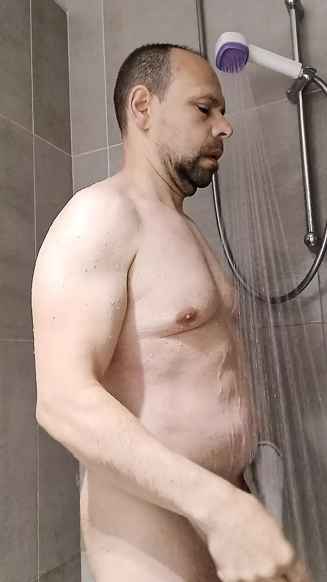 Ejaculation in the shower and I swallow my
