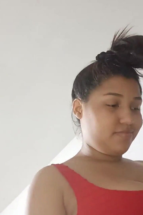 18 year old brunette big saggy tits from New York United States fucking her stepbrother's big dick Friends fucking