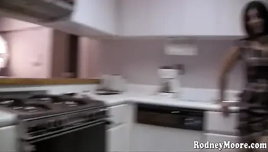 Çılgın Kıllı Kızın Her Yeri Kıllı! BJ Sylvia