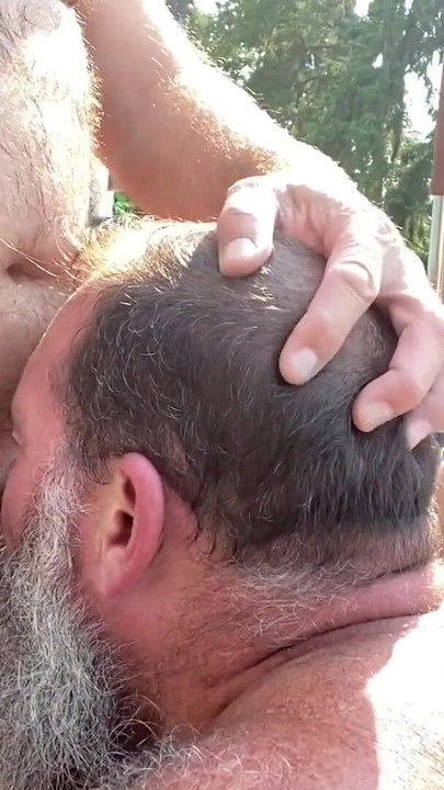 Trenutak koji morate vidjeti iz "Zavođenja Bazenskog Dečka"