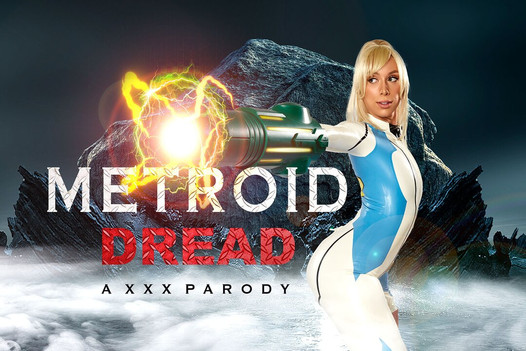 Vrcosplayx blond laska Kay Lovely as Metroid Dread Samus Aran leczy cię cipką - VR porno