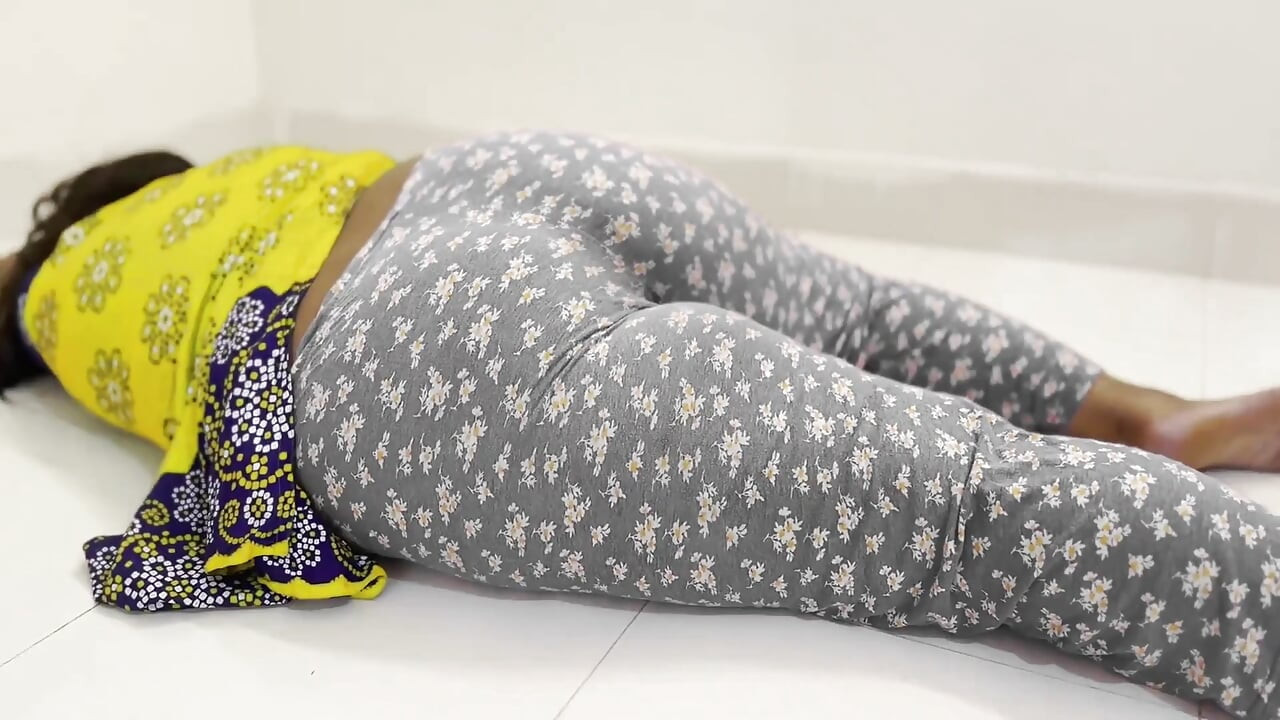 Tamil Big Ass 19 Year Old Sexy Stepsister Fucked by Punjabi Stepbrother While Resting in His Room - Anal Cumshot episode-2