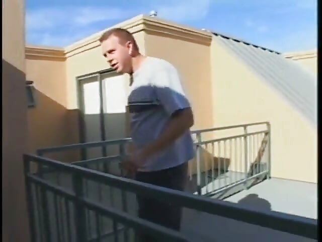 Chunky college girl gives head and gets fucked