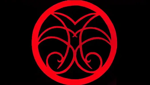 С тех пор как я начала мастурбировать свою задницу, обнаружила, что она мне нравится почти больше, чем моя киска, но самое лучшее - это мастурбировать бо