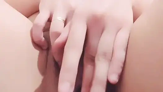 Geiles pinay-mädchen will, dass du aus meiner nassen muschi kommst, wenn ich orgasmus habe