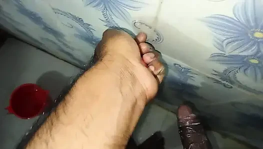 Banyoda duvarlı sert parmak sabunu