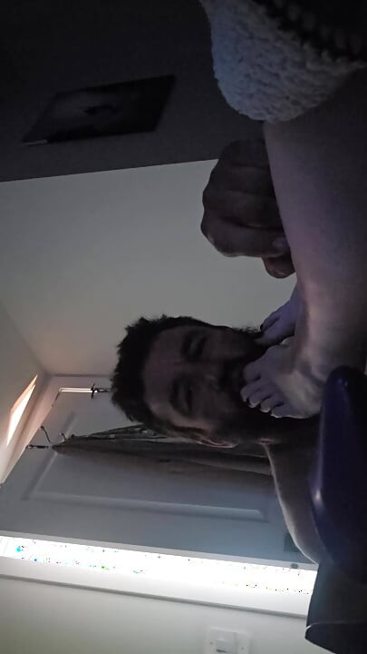 Chupando os dedos dos dedos