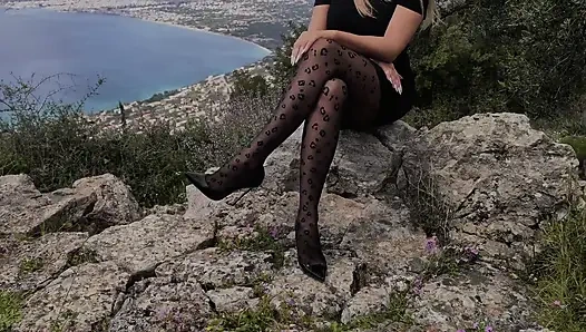 Celana Dalam En Louboutins Wabah