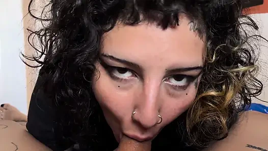 Colombian gothic slut gives the best blowjob ever